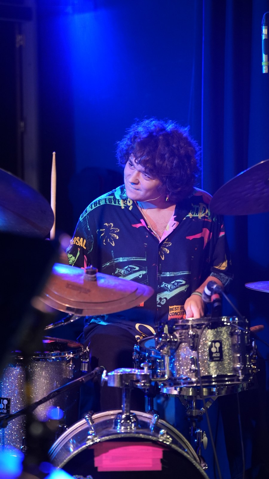 Alejandro Parrado a la percusión